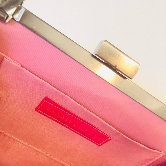 CHINESE LAUNDRY pink purse clutch w/ silver strap - Picture 6 of 8